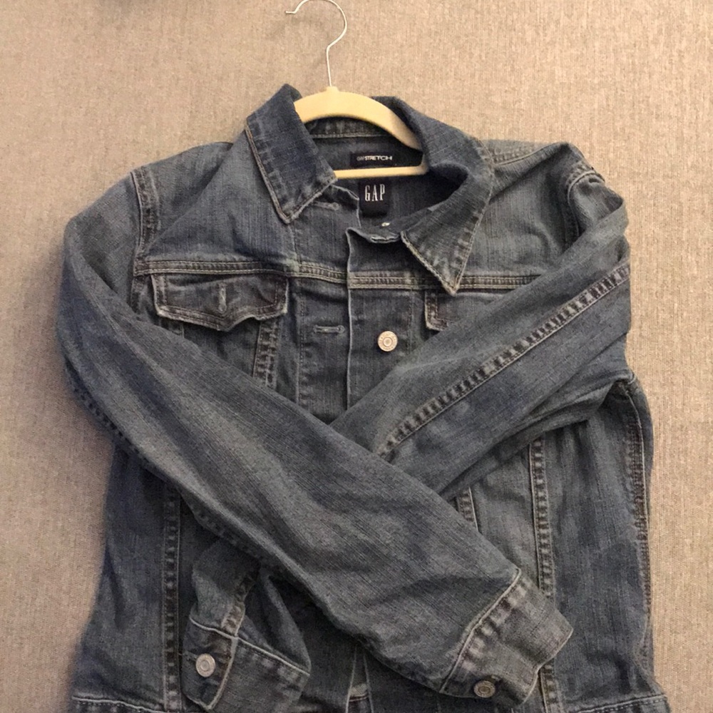 Women’s denim jacket